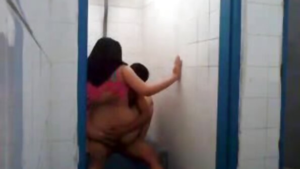 Η Μπρίτνεϊ Στίβενς βγαίνει στην κάμερα όταν τελειώνει