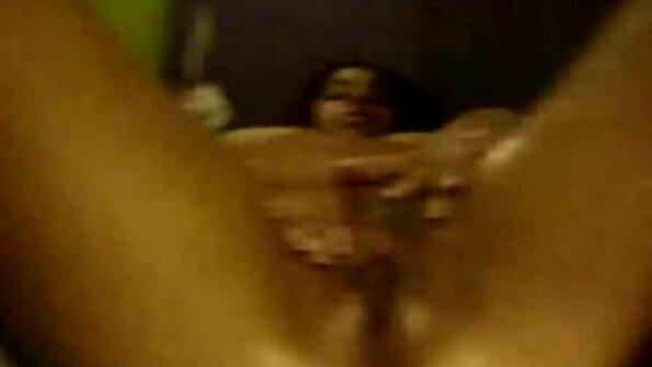 Μεγάλος κόκορας πρωκτικό σεξ για τη μικροκαμωμένη ξανθιά πορνοστάρ Ντακότα Σκάι